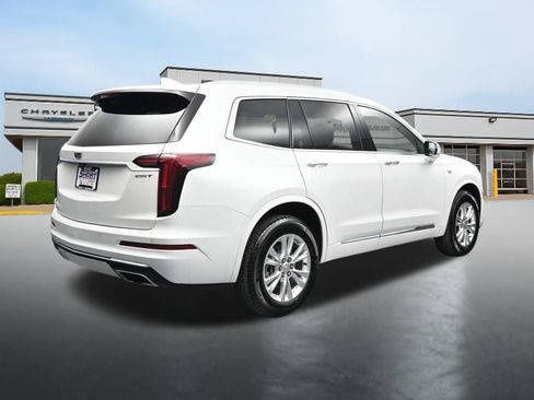Used 2024 Cadillac XT6 Luxury w/ LPO, Floor Liner Package AWD/4WD image 5
