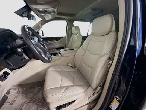 Used 2018 Cadillac Escalade Premium Luxury image 22