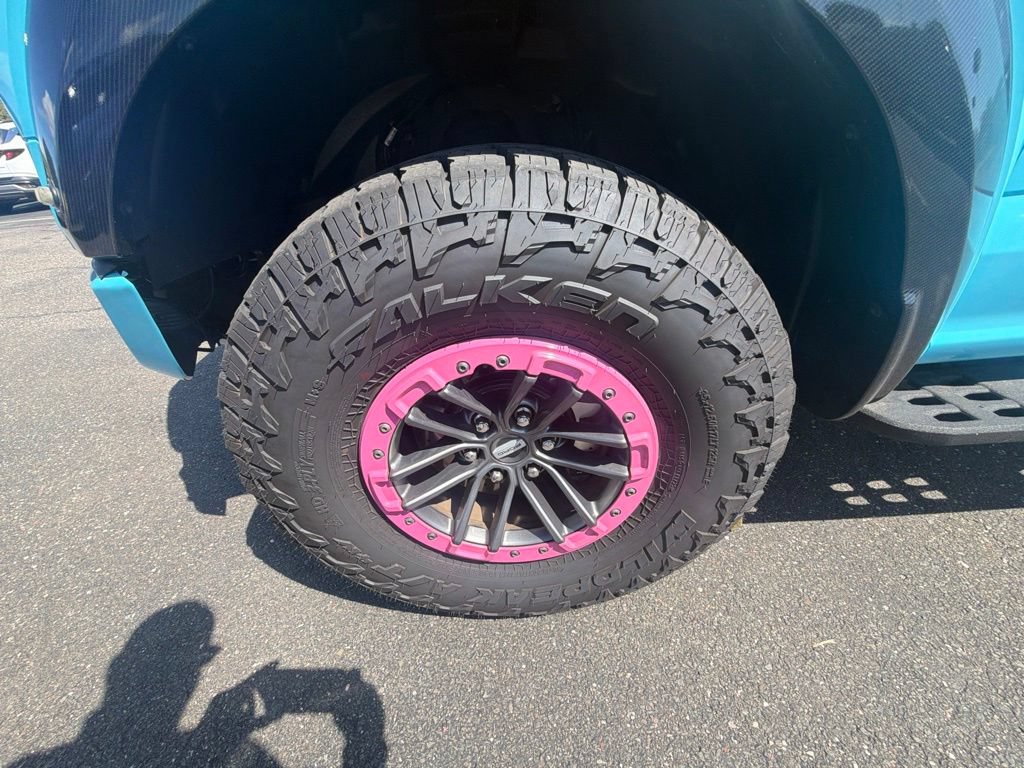 Used 2019 Ford F150 Raptor w/ Equipment Group 802A Luxury AWD/4WD image 25