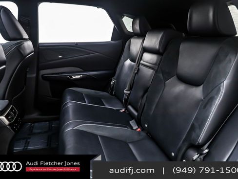 Used 2024 Lexus RX 350 w/ Luxury Package image 8