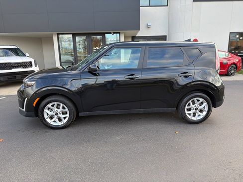 Certified 2024 Kia Soul LX w/ Option Group 015 image 2