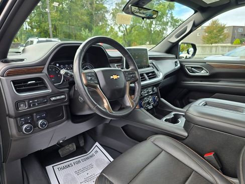 Used 2021 Chevrolet Suburban High Country image 23