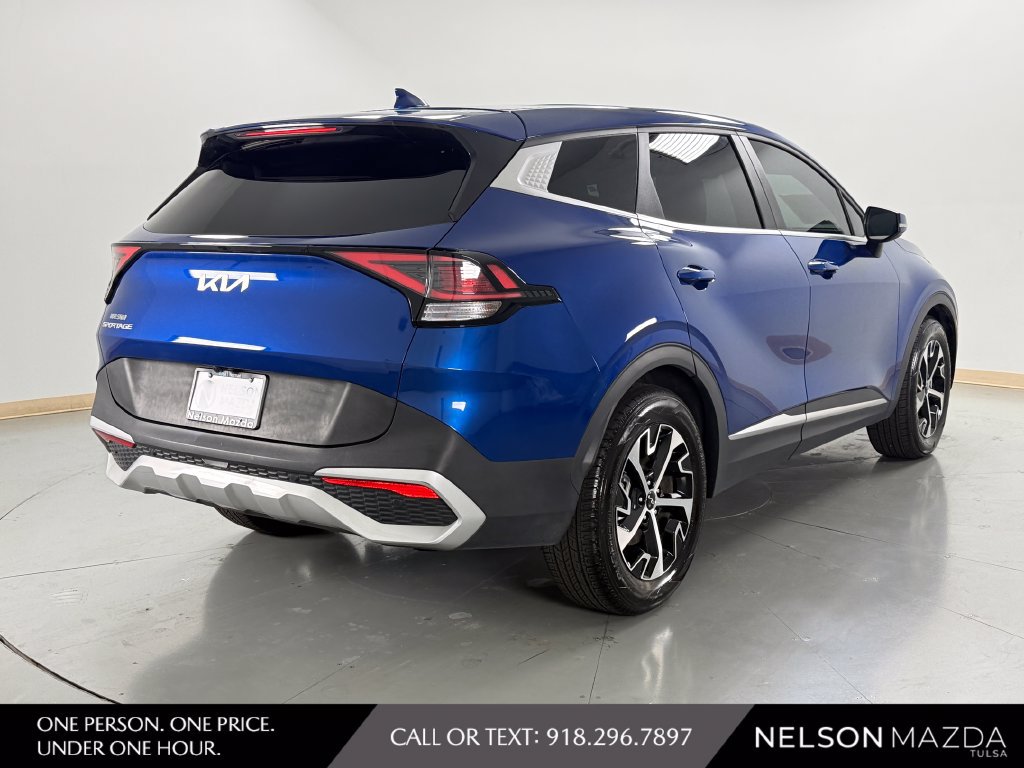 Used 2024 Kia Sportage EX FWD image 6