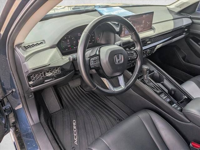 Used 2023 Honda Accord Touring image 9