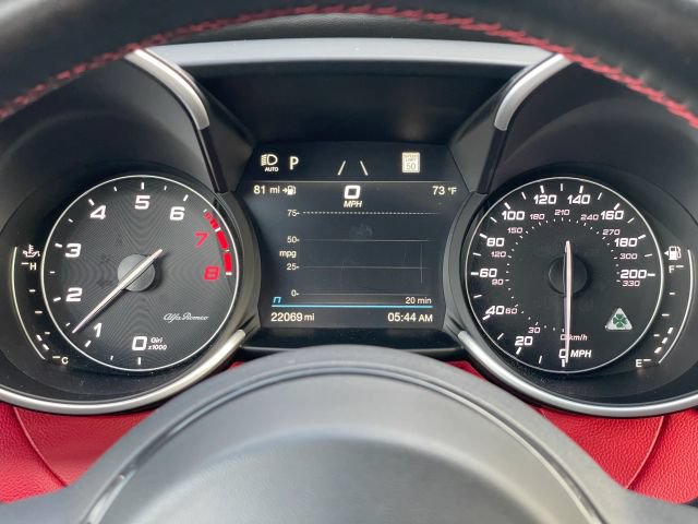 Used 2021 Alfa Romeo Giulia Quadrifoglio RWD image 24