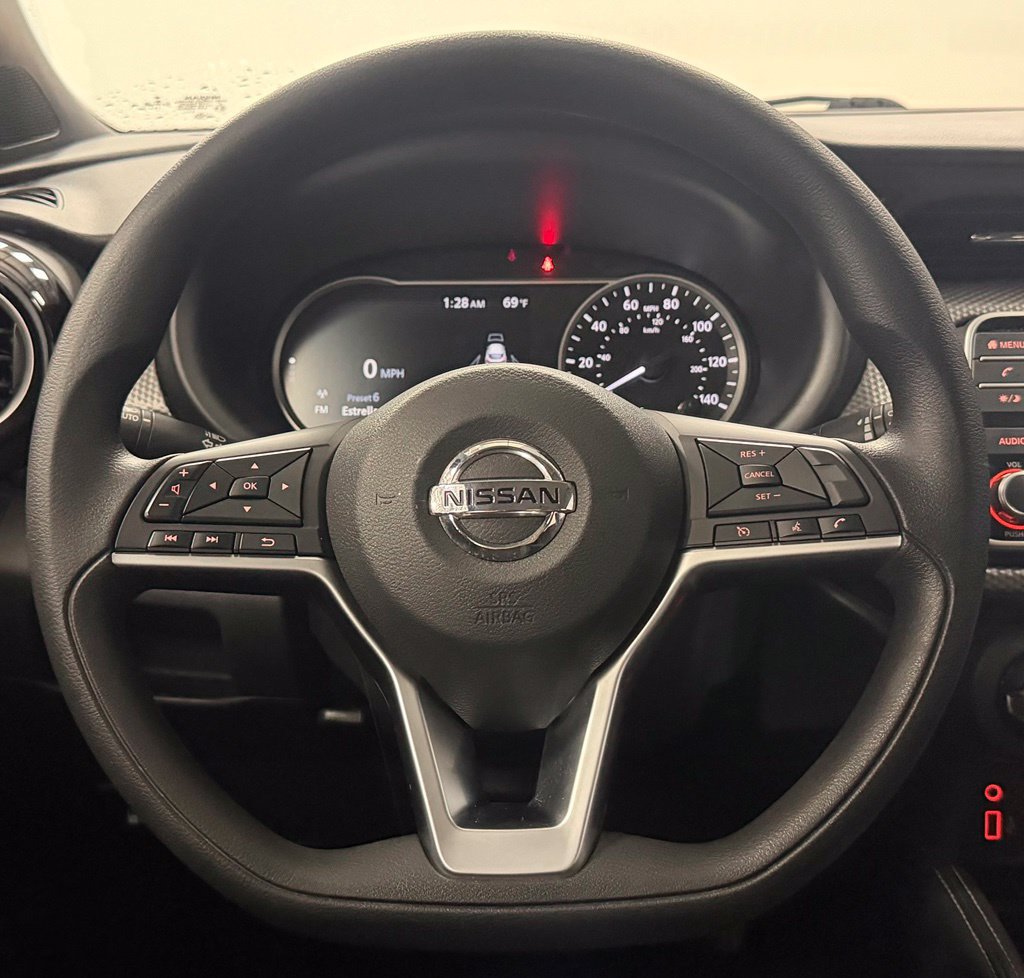 Used 2018 Nissan Kicks SV w/ Exterior Package FWD image 15