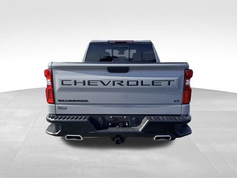 Used 2024 Chevrolet Silverado 1500 LT Trail Boss w/ Convenience Package II AWD/4WD image 6