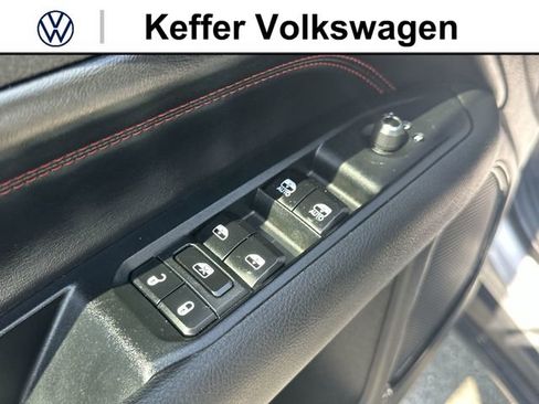 Used 2024 Jeep Compass Trailhawk AWD/4WD image 15