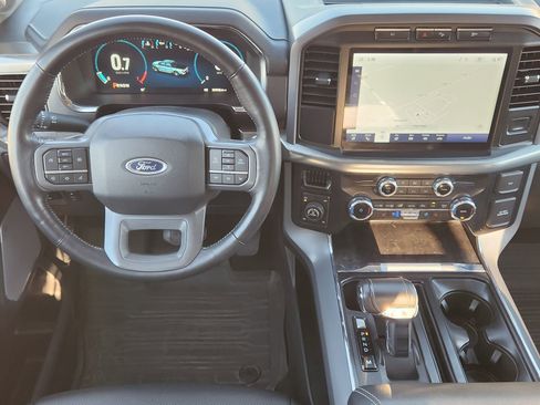 Used 2023 Ford F150 Lariat w/ FX4 Off-Road Package image 29