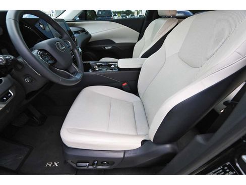 Used 2024 Lexus RX 350 FWD w/ Technology Package image 11