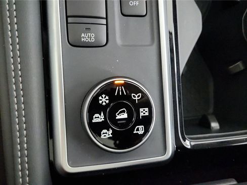 New 2026 Nissan Pathfinder Platinum w/ Cargo Package image 29