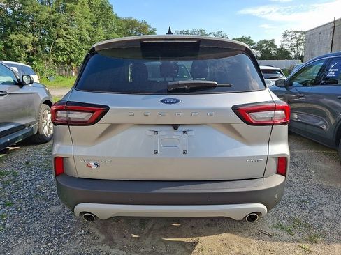 Used 2023 Ford Escape Active w/ Tech Pack #1 AWD/4WD image 4