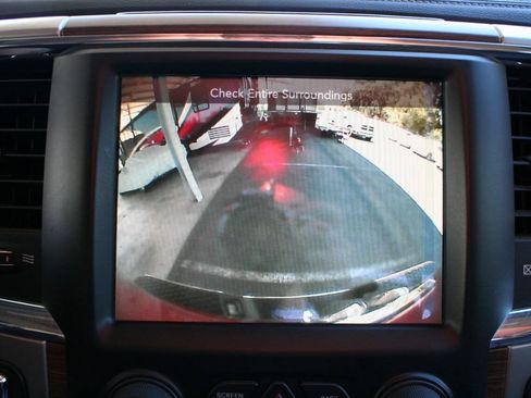 Used 2014 RAM 1500 Laramie RWD image 20
