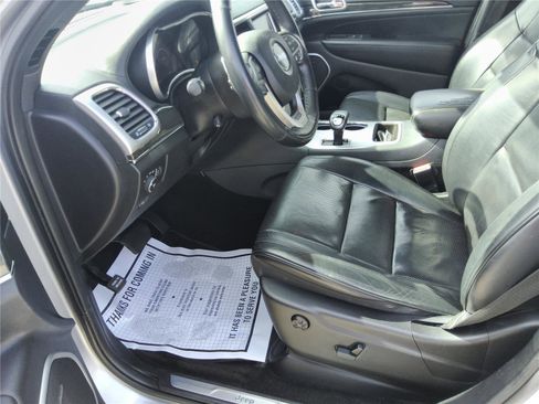 Used 2015 Jeep Grand Cherokee High Altitude RWD image 16
