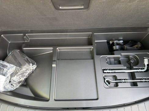 Used 2024 MAZDA CX-90 3.3 Turbo S w/ Premium Plus image 9