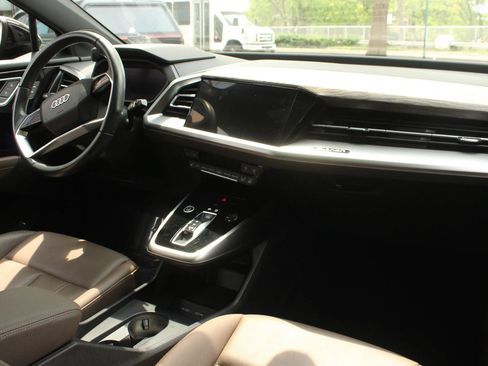 Used 2023 Audi Q4 e-tron Premium Plus w/ Premium Plus AWD/4WD image 25