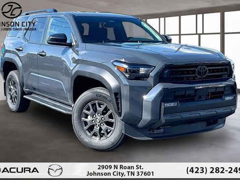 Used 2026 Toyota 4Runner SR5 AWD/4WD image 12