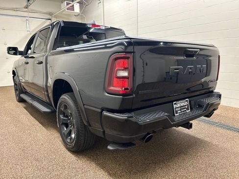 Used 2025 RAM 1500 Big Horn AWD/4WD image 4