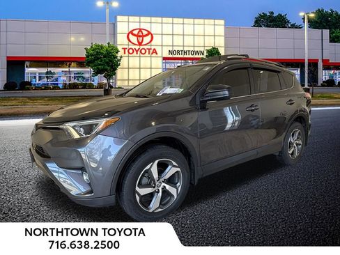 Used 2018 Toyota RAV4 LE w/ All Weather Liner Package image 1