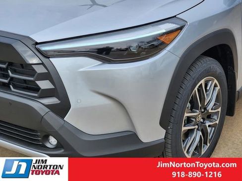 New 2026 Toyota Corolla Cross XLE image 7