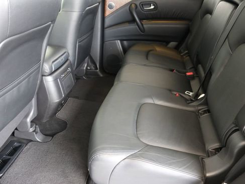 Used 2024 Nissan Armada SL image 23