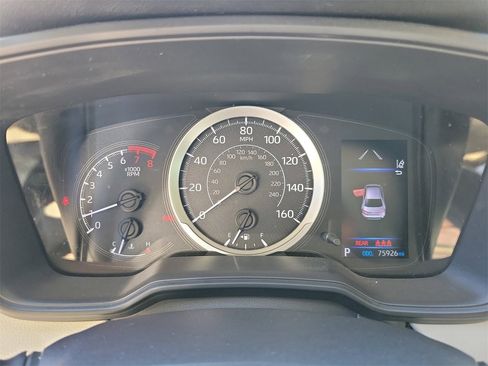 Used 2021 Toyota Corolla LE image 21