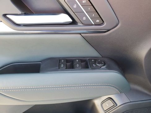 New 2026 GMC Terrain AT4 w/ Convenience Package III image 27