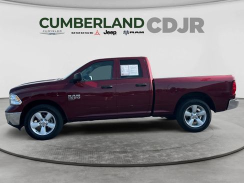 Used 2024 RAM 1500 Classic SLT AWD/4WD image 3