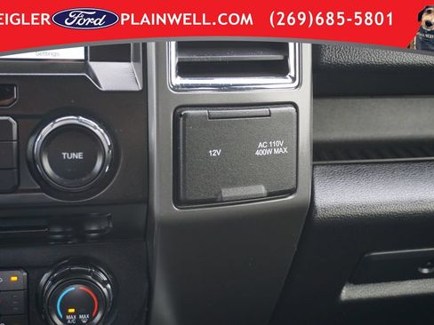 Used 2016 Ford F150 XLT w/ Equipment Group 302A Luxury AWD/4WD image 23
