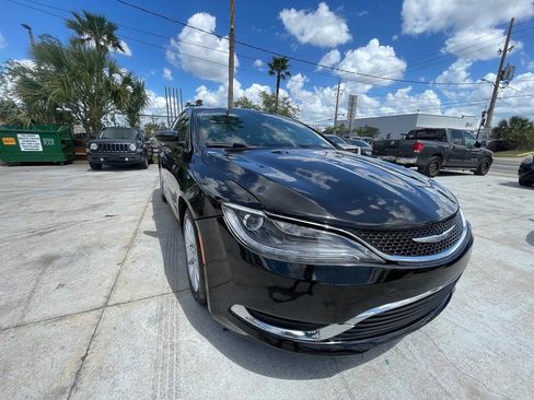 Used 2016 Chrysler 200 Limited w/ Anniversary Edition FWD image 18