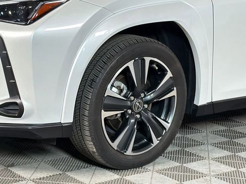 Certified 2023 Lexus UX 250h AWD w/ Accessory Package (Z1) image 4