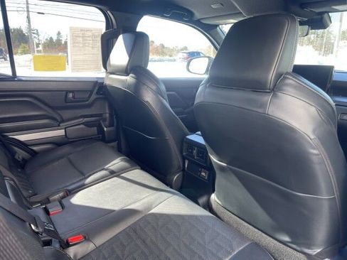 Used 2025 Toyota 4Runner TRD Sport Premium image 12