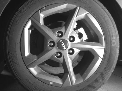 Used 2025 Kia K4 LXS image 14