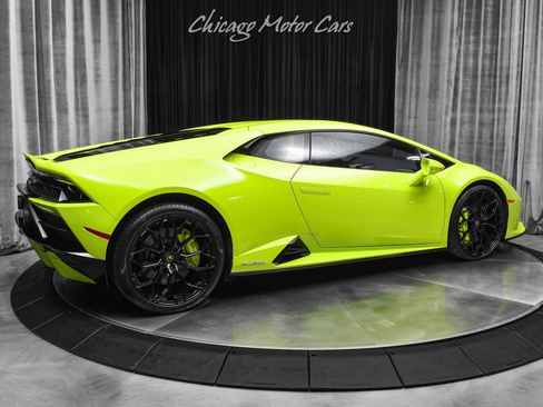 Used 2020 Lamborghini Huracan EVO image 5