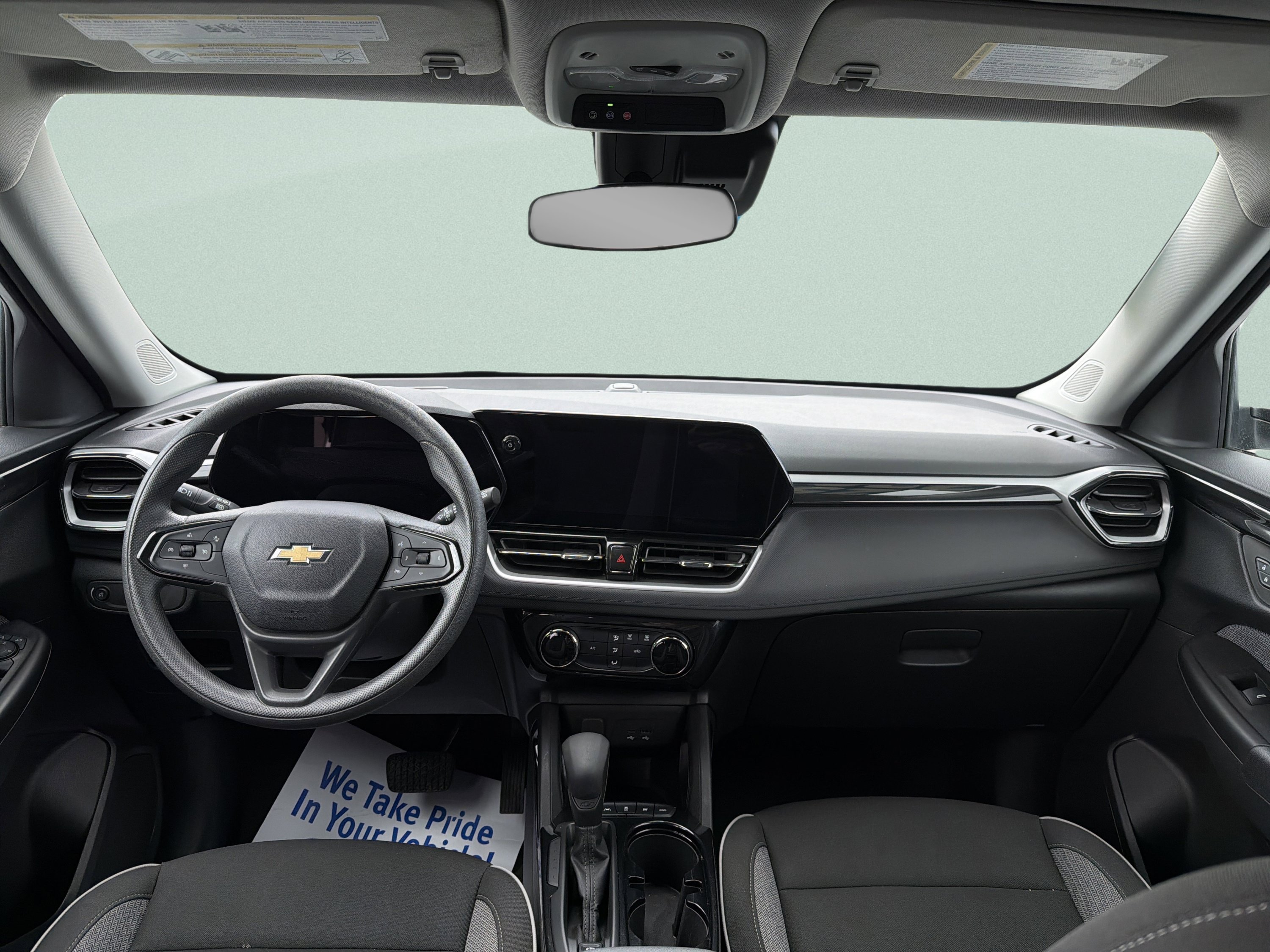 Used 2025 Chevrolet TrailBlazer LT AWD/4WD image 13