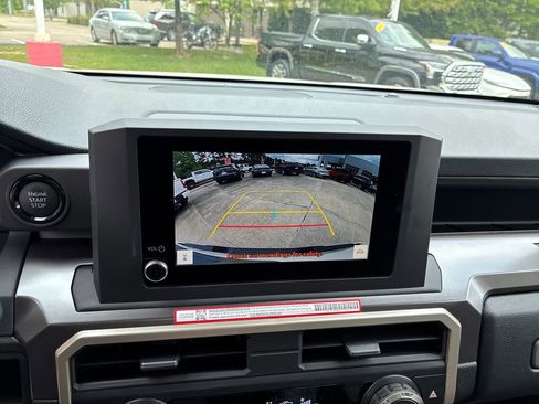 New 2026 Toyota Tacoma SR5 AWD/4WD image 17