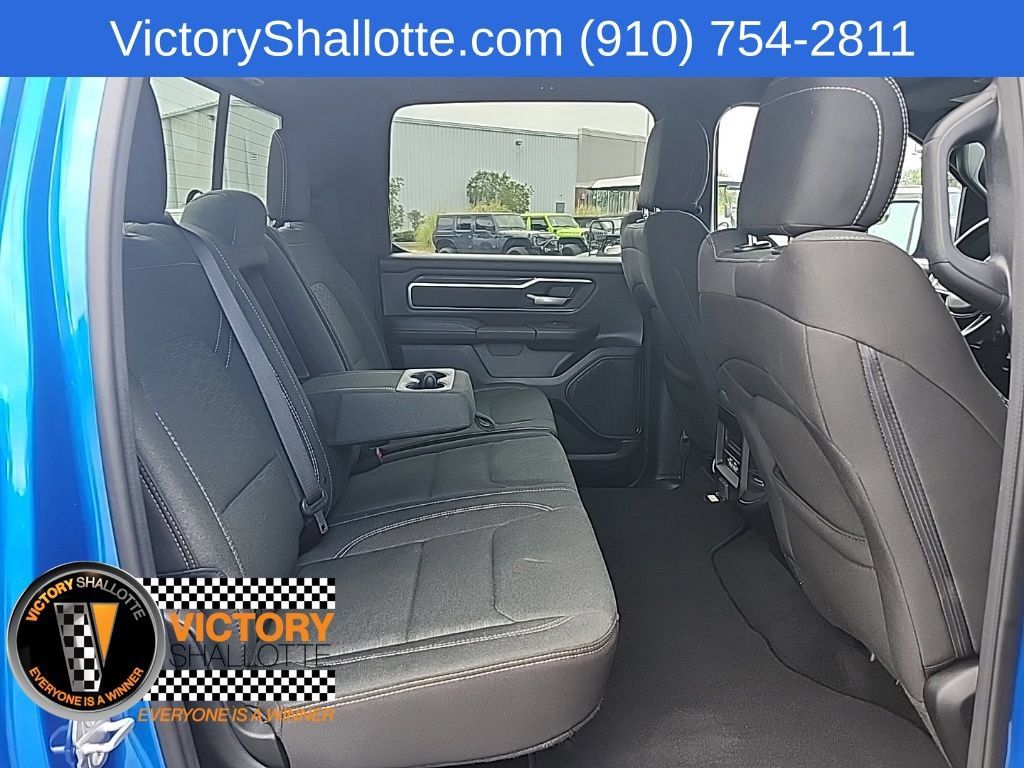 Used 2025 RAM 1500 Big Horn AWD/4WD image 38