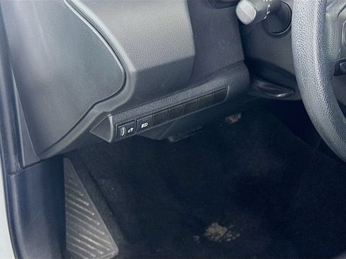 Certified 2024 Toyota Corolla LE FWD image 10