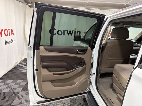 Used 2020 Chevrolet Suburban LT image 19