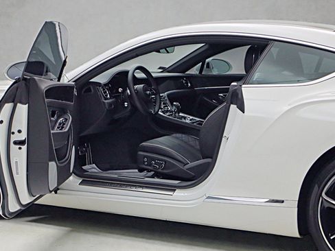 Certified 2020 Bentley Continental GT image 6