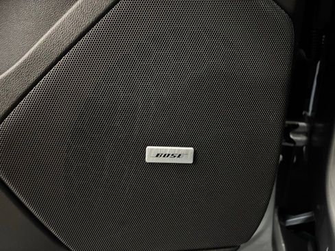 Certified 2025 Cadillac XT5 Premium Luxury image 9