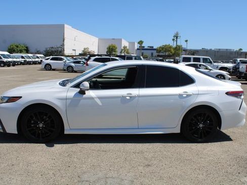 Used 2021 Toyota Camry XSE w/ Carpet Mat Package (TMS) FWD image 7