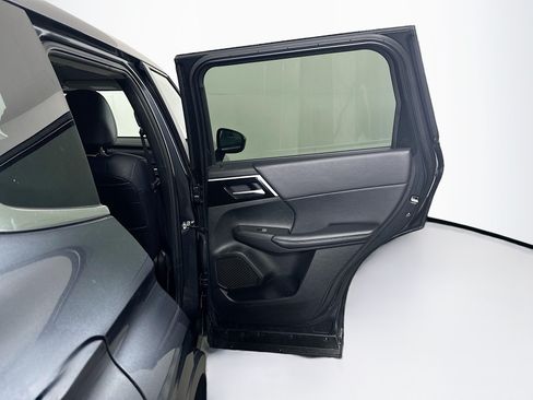 Used 2024 Mitsubishi Outlander SE AWD/4WD image 31