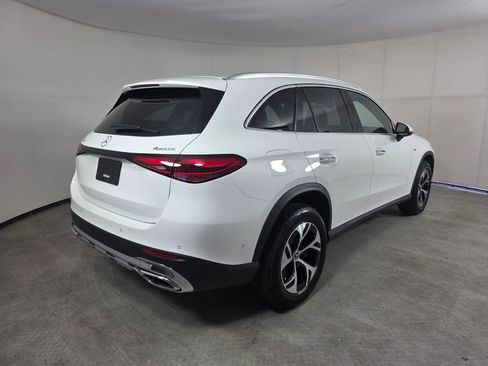 Certified 2025 Mercedes-Benz GLC 350e 4MATIC image 4