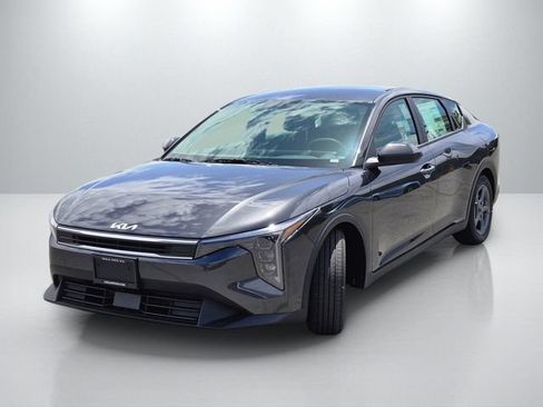 New 2026 Kia K4 FWD image 8