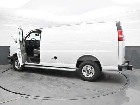 Used 2025 GMC Savana 2500 w/ Driver Convenience Package RWD image 48