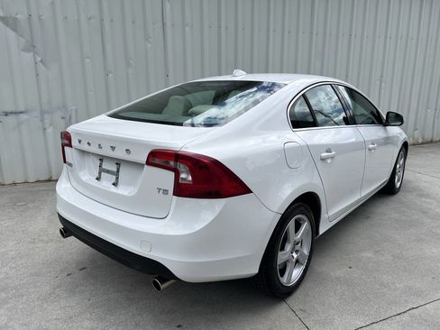 Used 2013 Volvo S60 T5 FWD image 3