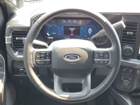 Used 2025 Ford F350 Lariat w/ Lariat Ultimate Package AWD/4WD image 29