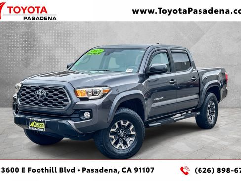Used 2018 Toyota Tacoma SR5 RWD image 1