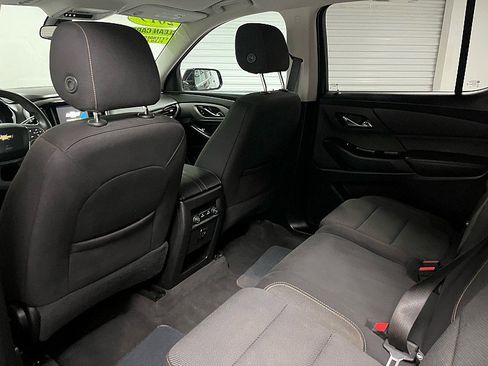 Used 2019 Chevrolet Traverse LS w/ LPO, Blackout Package image 12